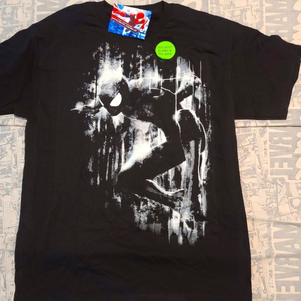 SPIDER-MAN 2 MOVIE  GLOW IN THE DRK | FREE......